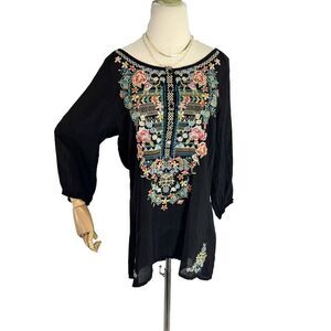 Johnny Was Black Floral Embroidered Top Small Crinkled Cupra Rayon Boho Tunic